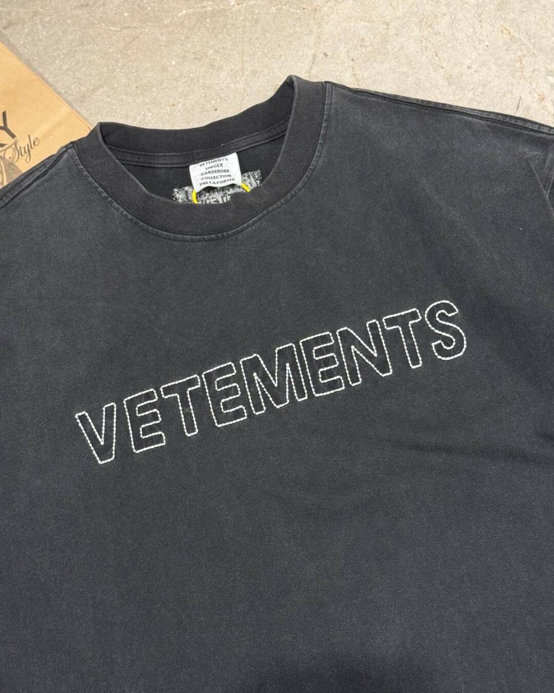 Футболка Vetements — изображение 4