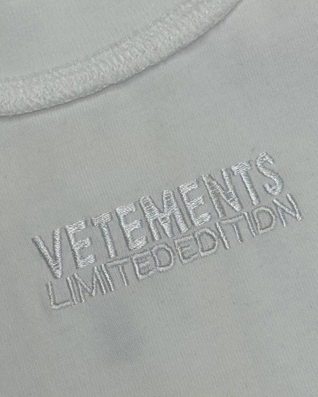 Футболка Vetements 7