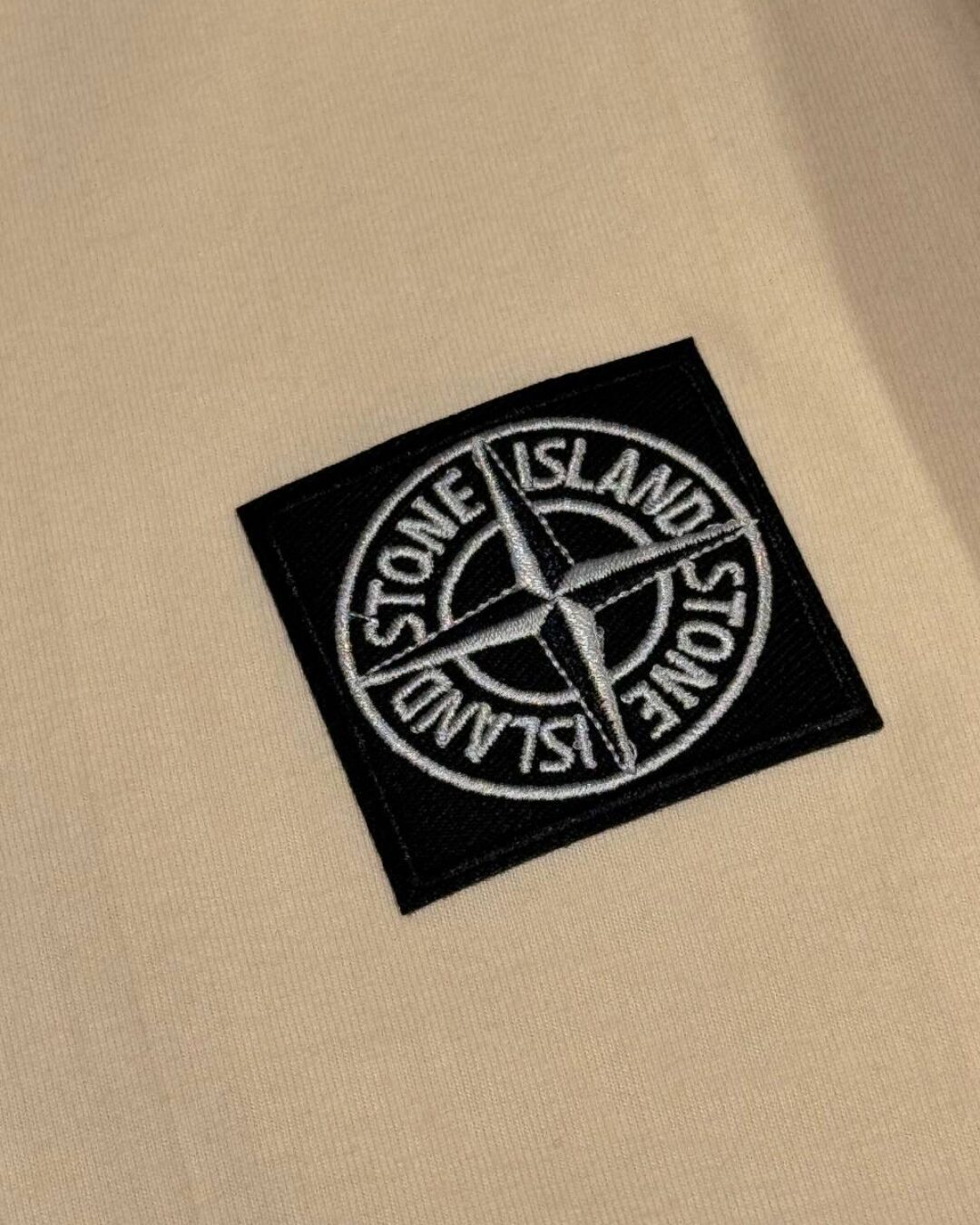 Футболка Stone Island — изображение 6