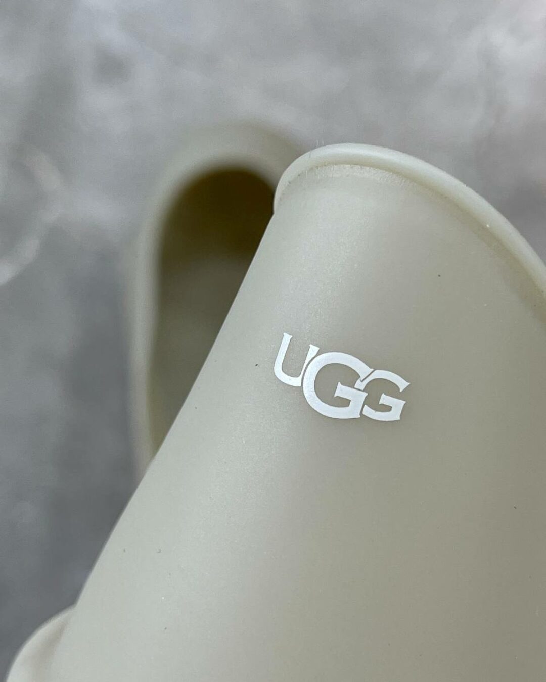 Ugg Boot Guard Sand 3