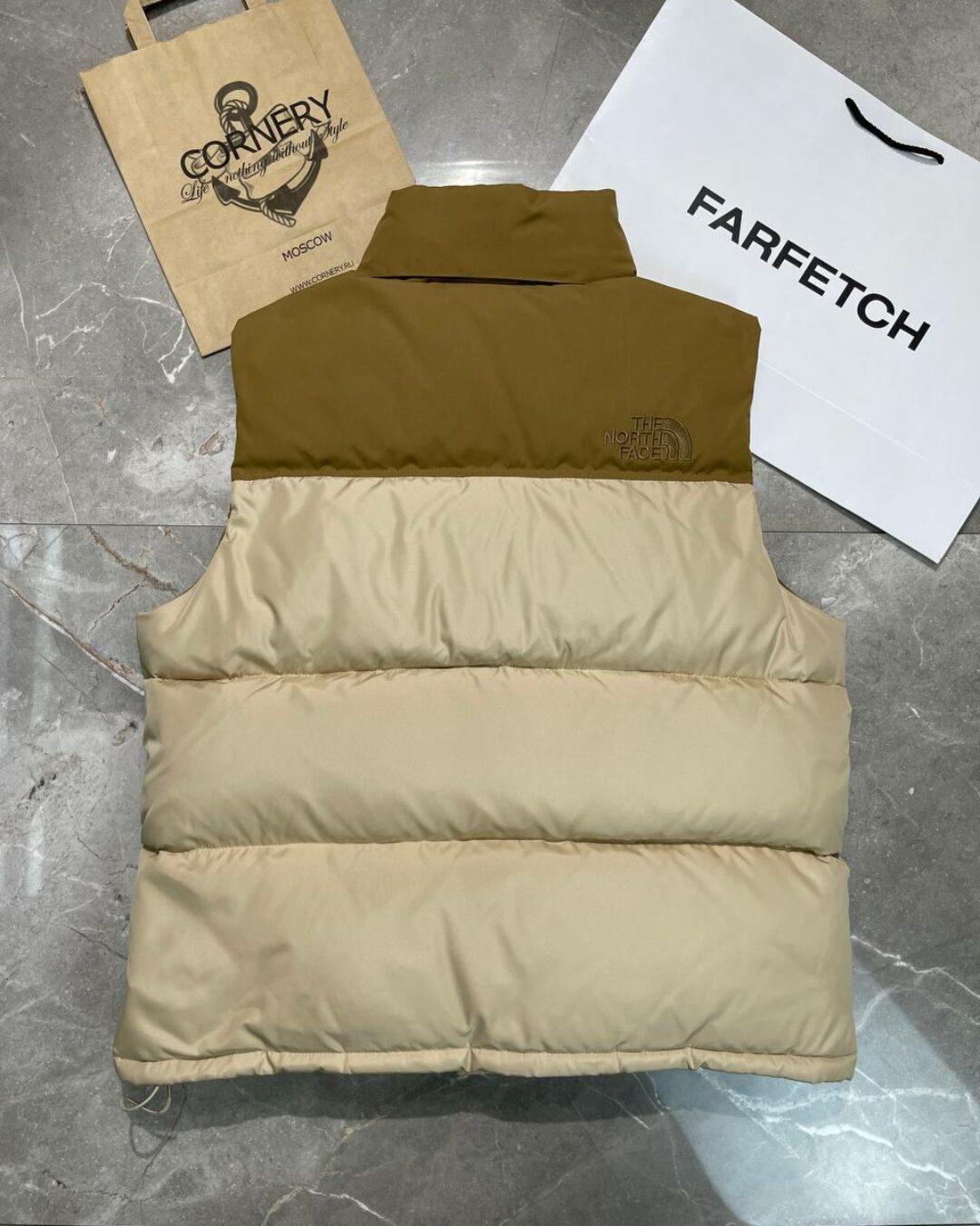 Жилет The North Face 4