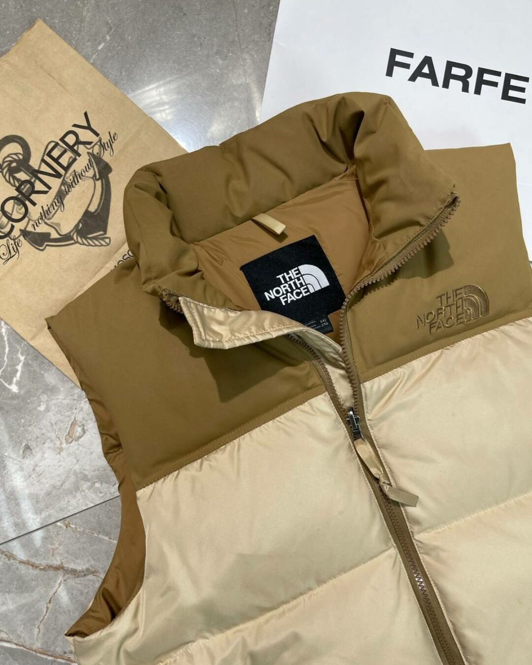 Жилет The North Face 6