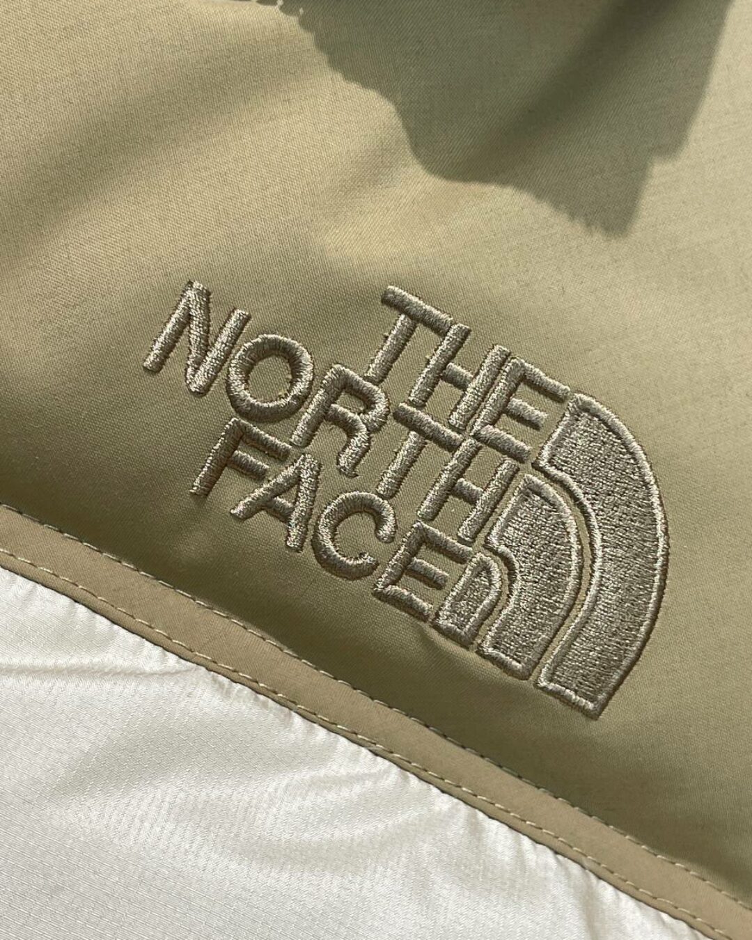 Жилет The North Face 5