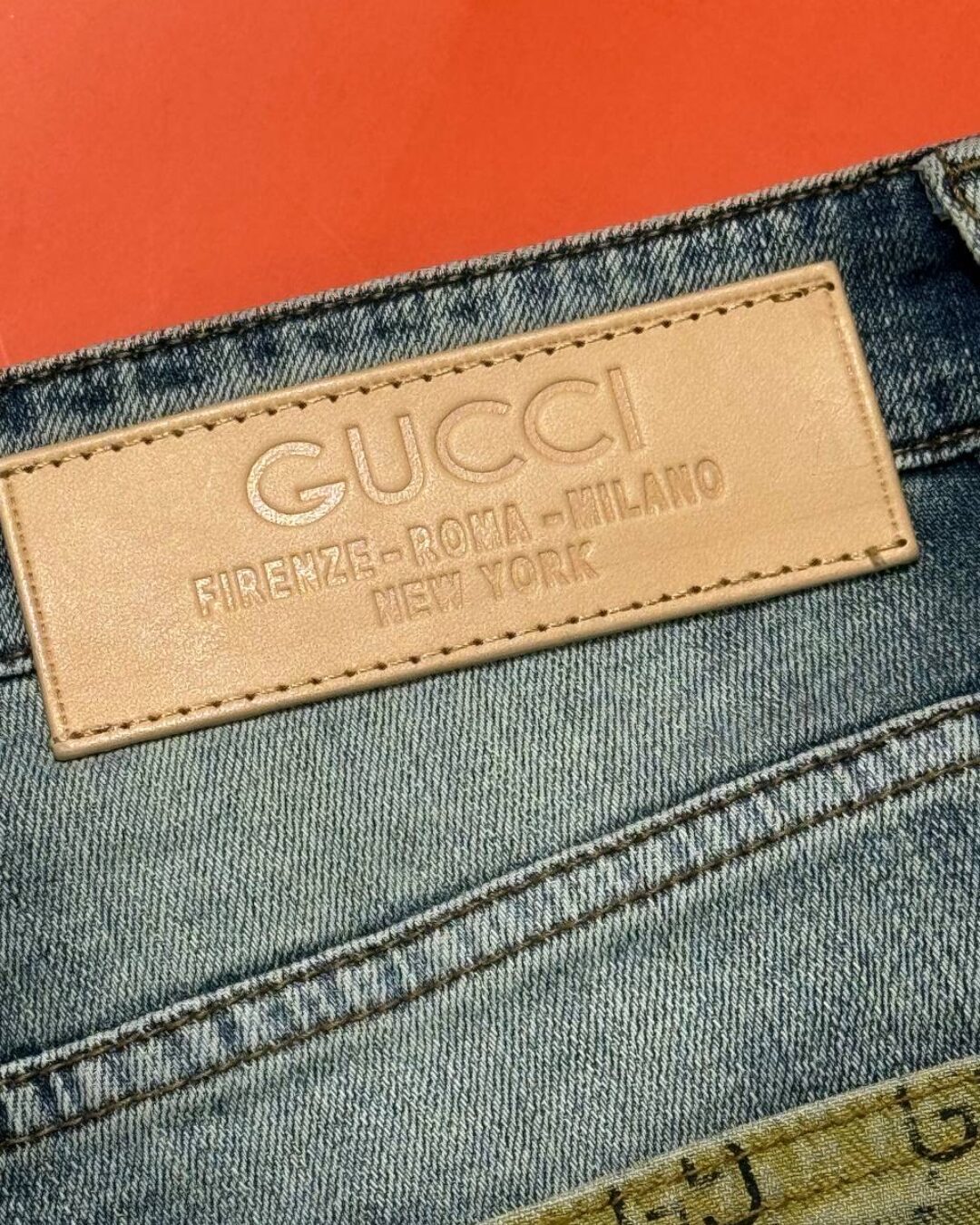 Джинсы Gucci 8