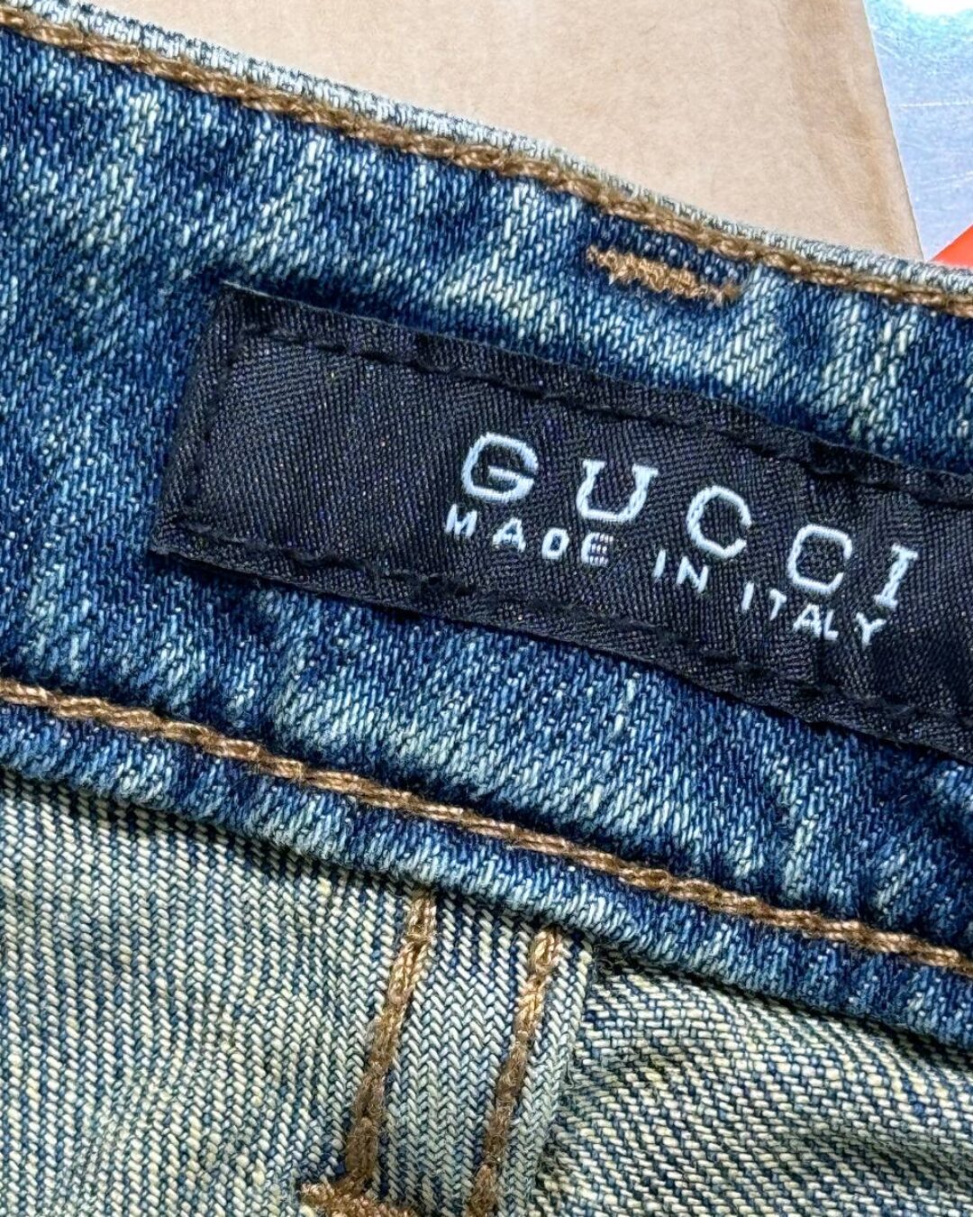 Джинсы Gucci 9