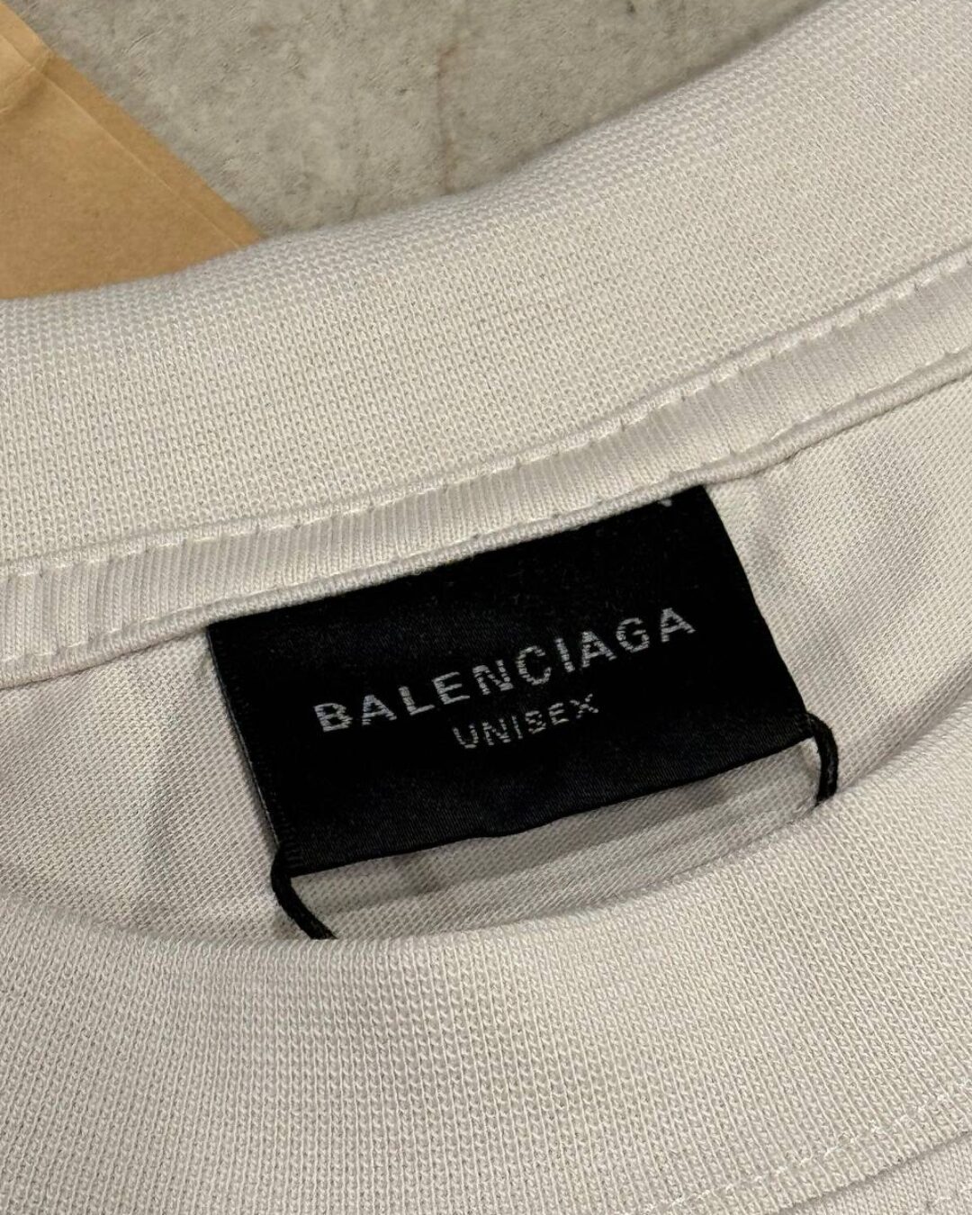 Футболка Balenciaga 4