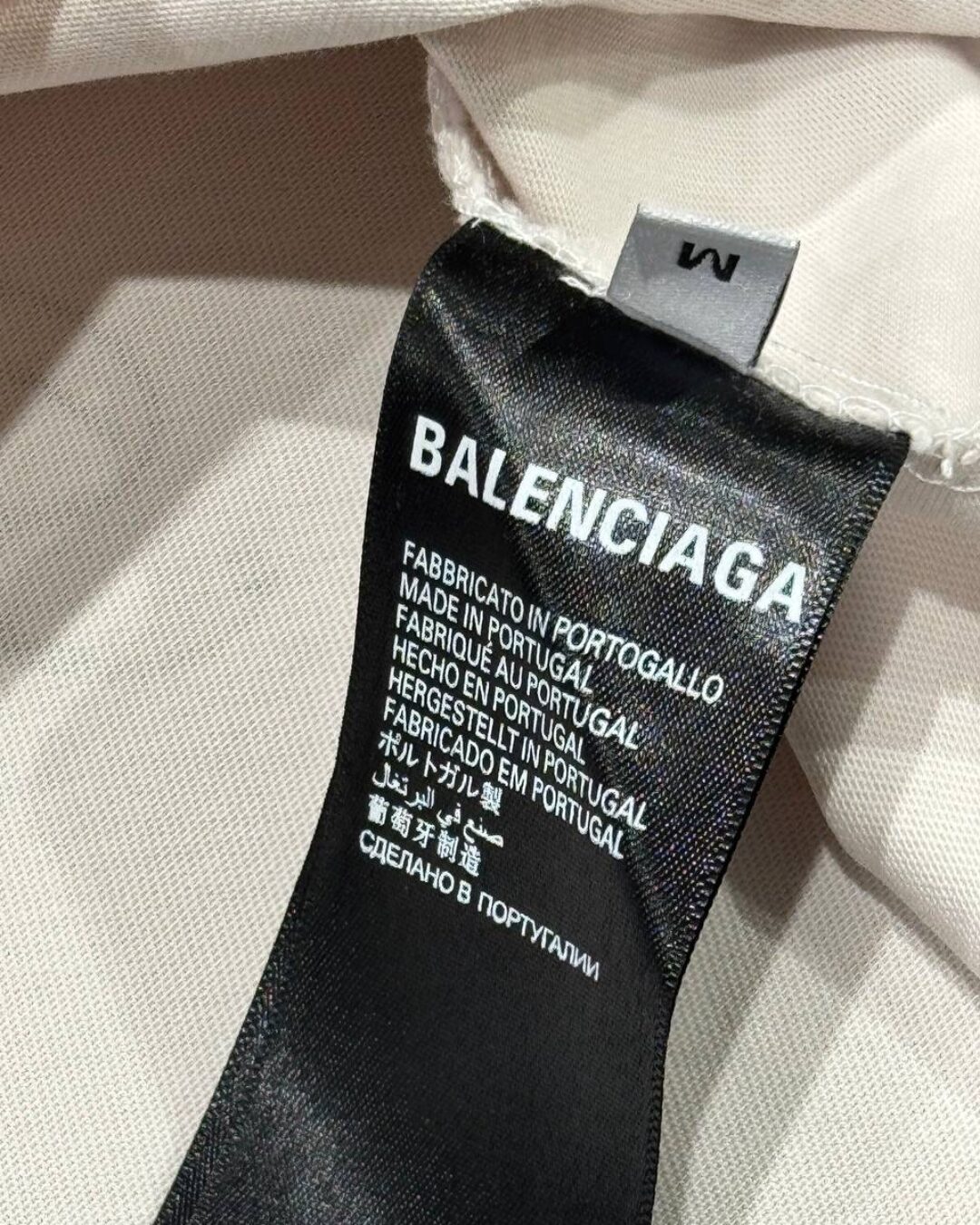 Футболка Balenciaga 6