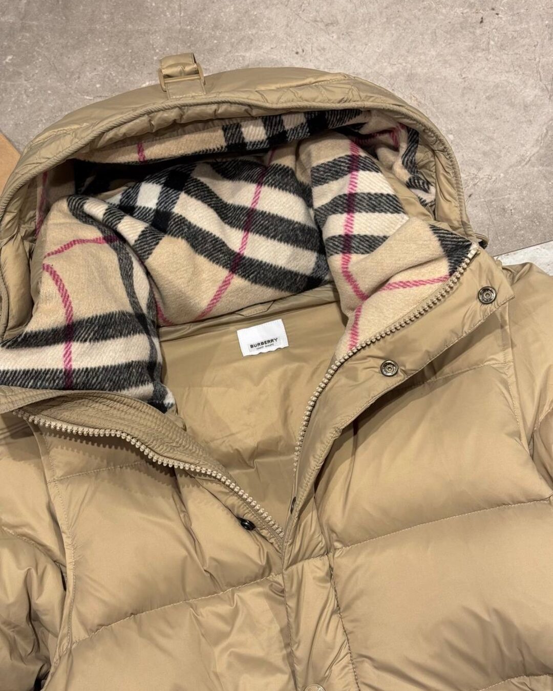 Пуховик Burberry 5