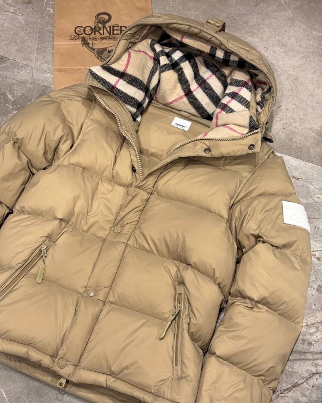 Пуховик Burberry 9