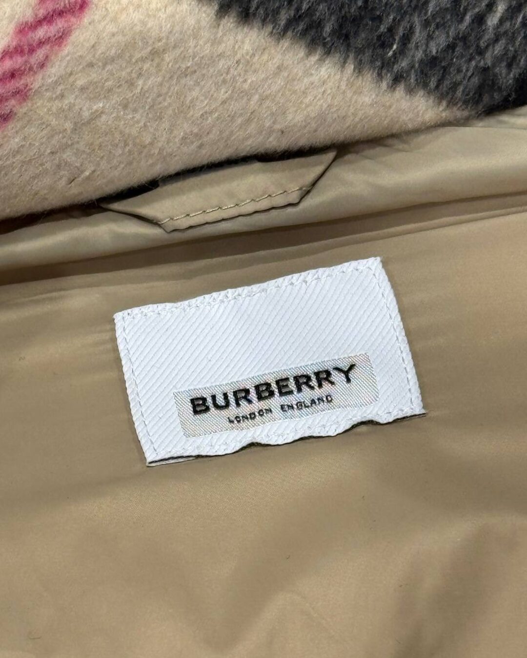 Пуховик Burberry 11