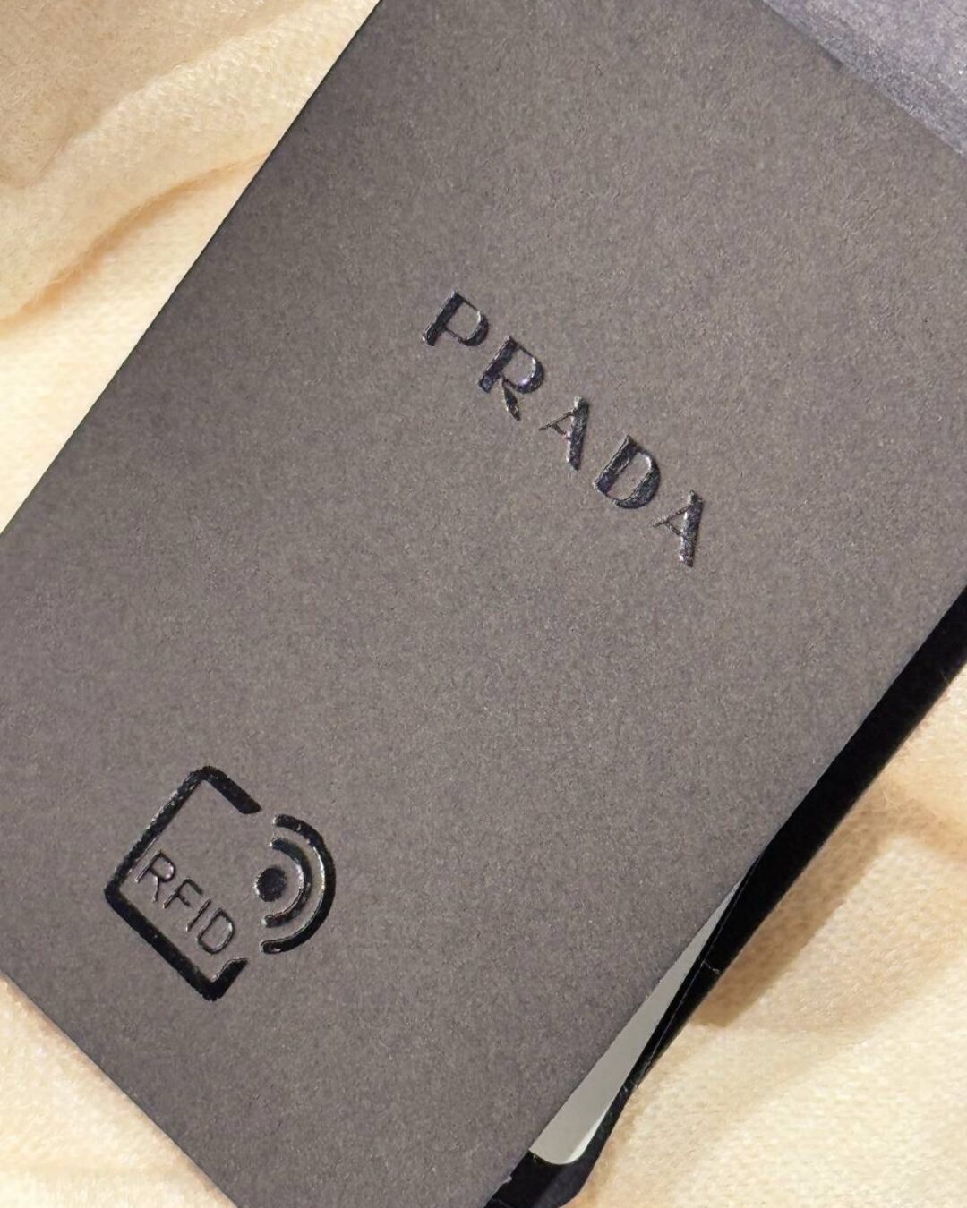 Кофта Prada 17