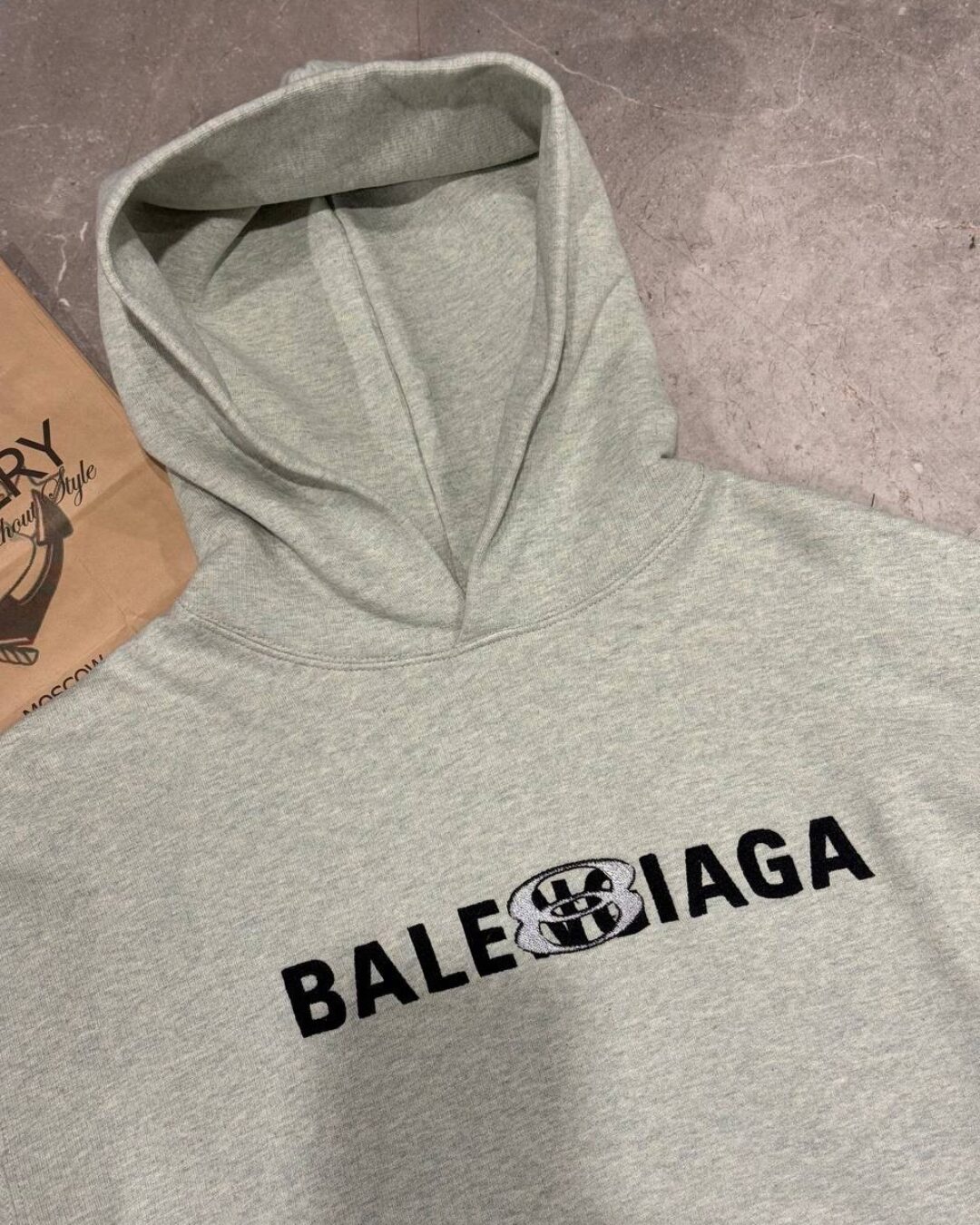 Худи Balenciaga 5