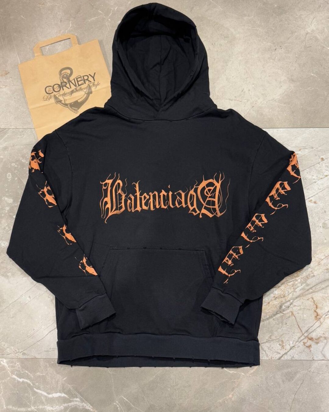 Худи Balenciaga 1