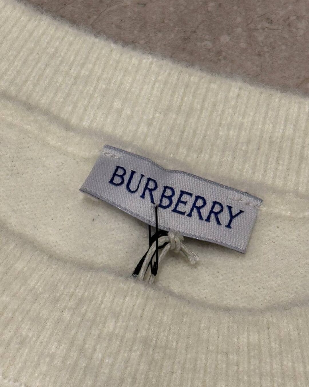 Свитер Burberry 11