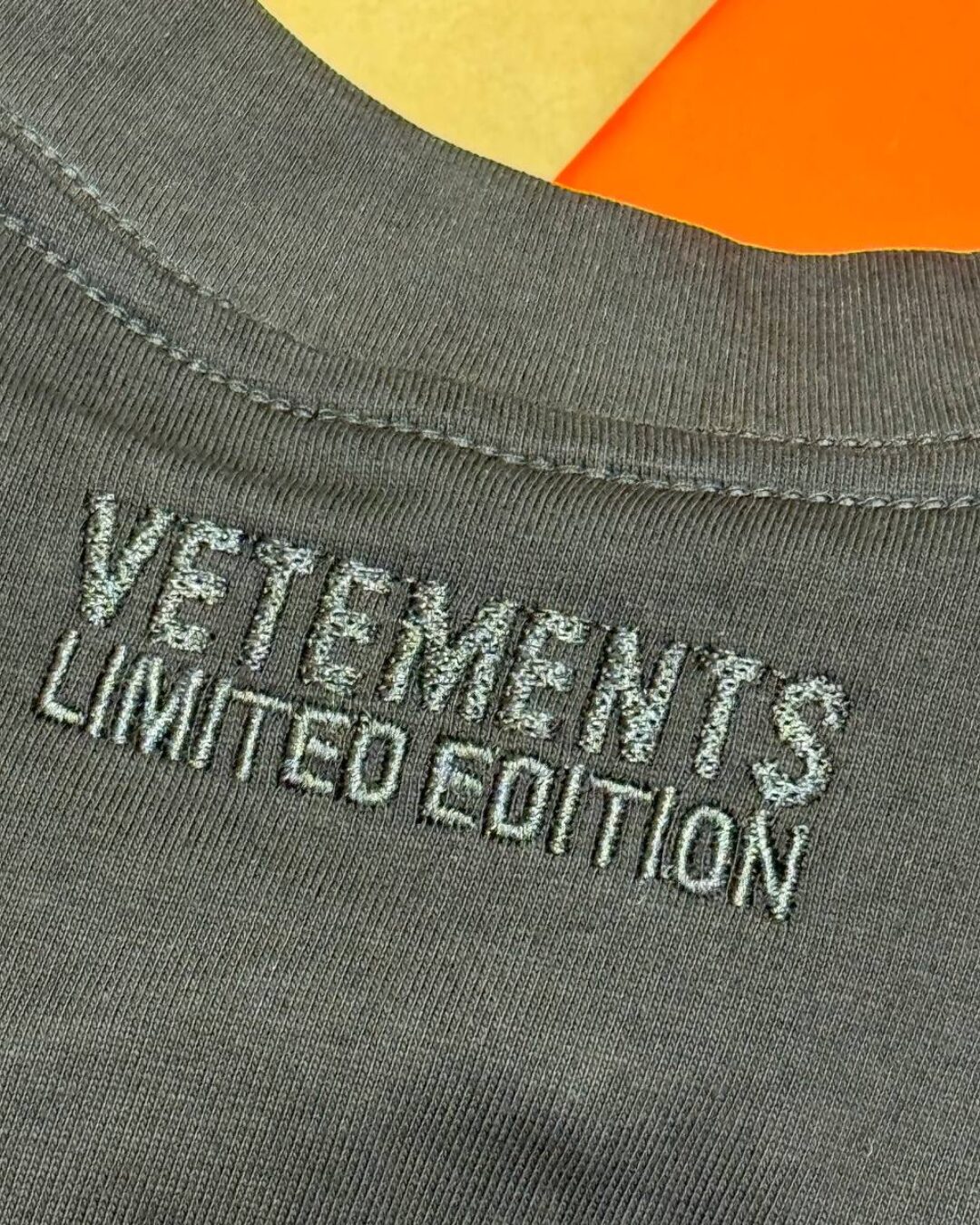 Футболка Vetements — изображение 9