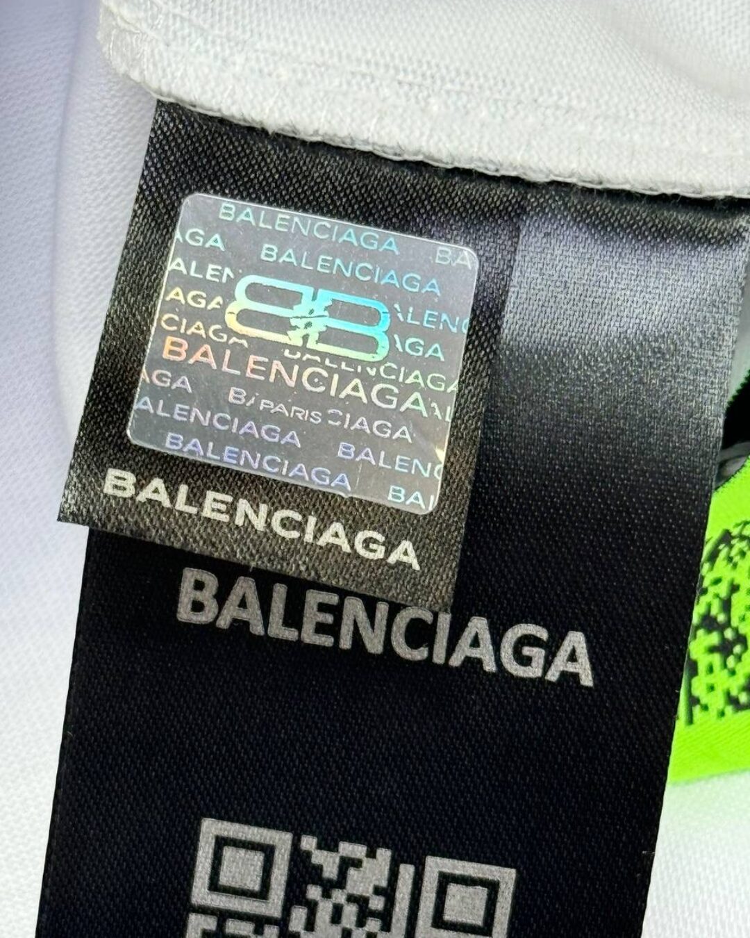 Футболка Balenciaga 9