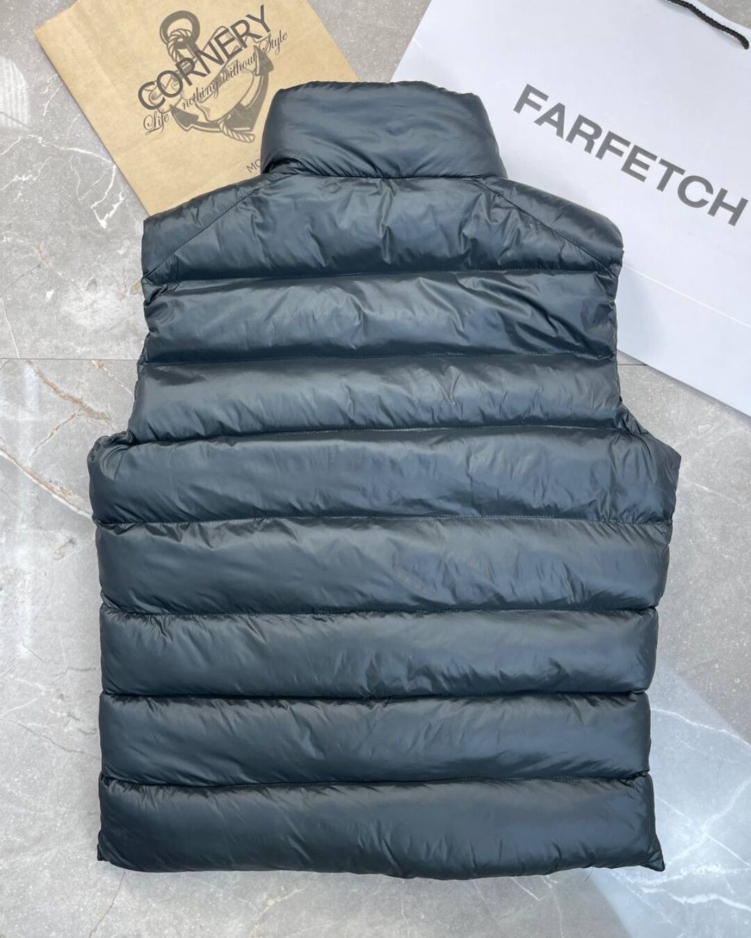 Жилет Moncler