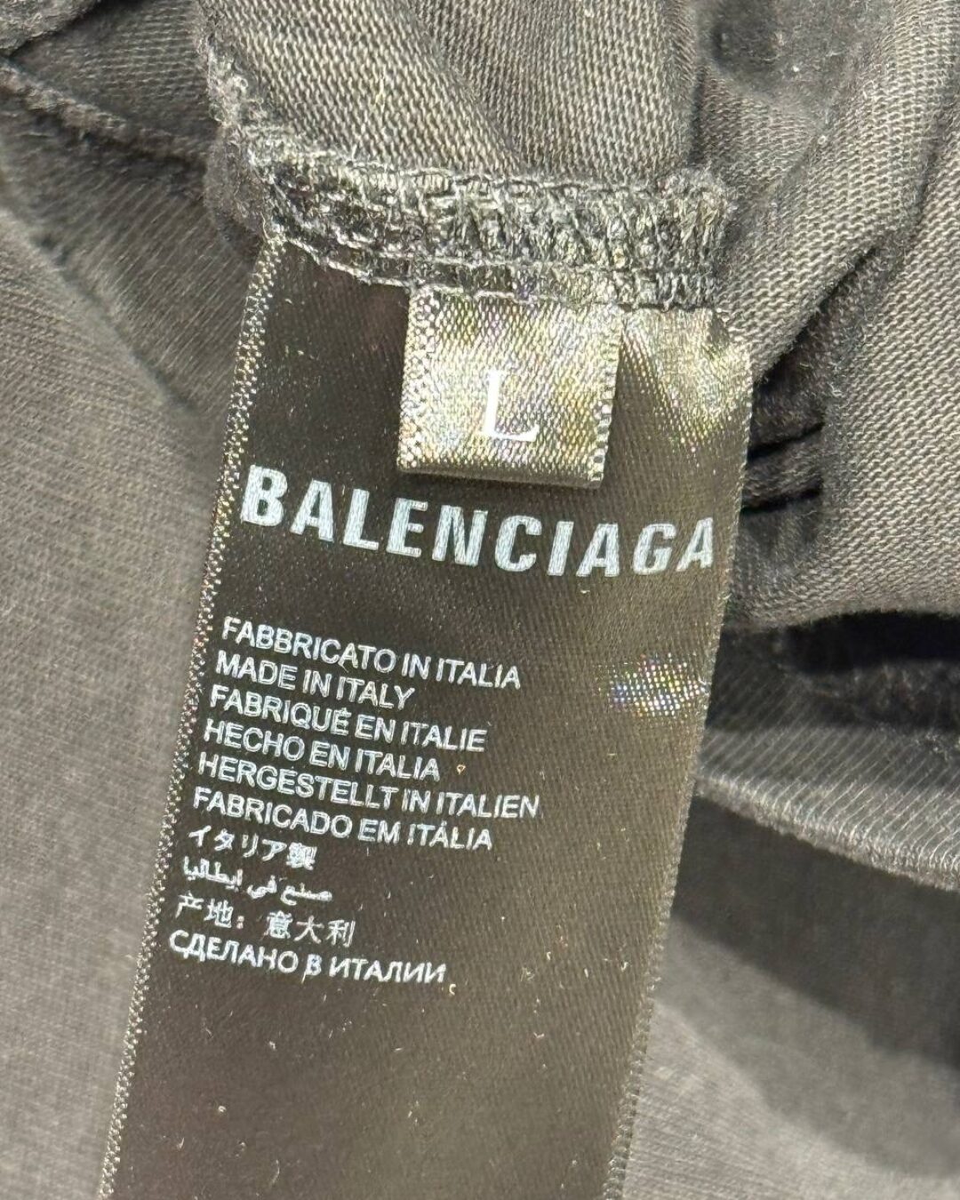 Футболка Balenciaga — изображение 9