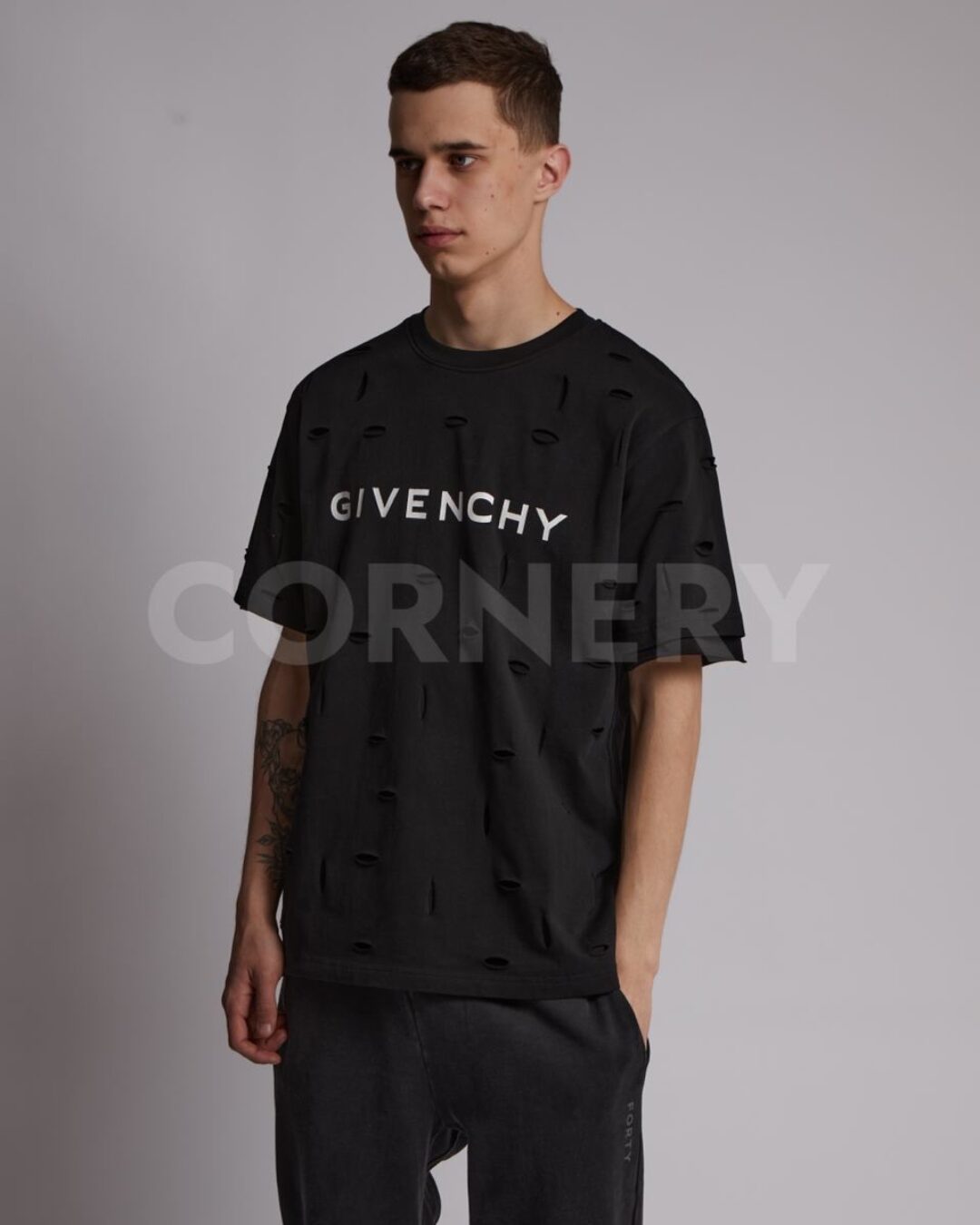 Футболка Givenchy 3