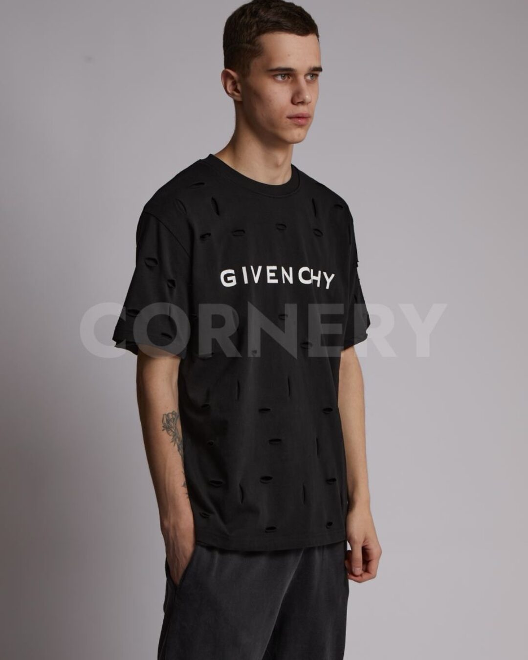 Футболка Givenchy 4