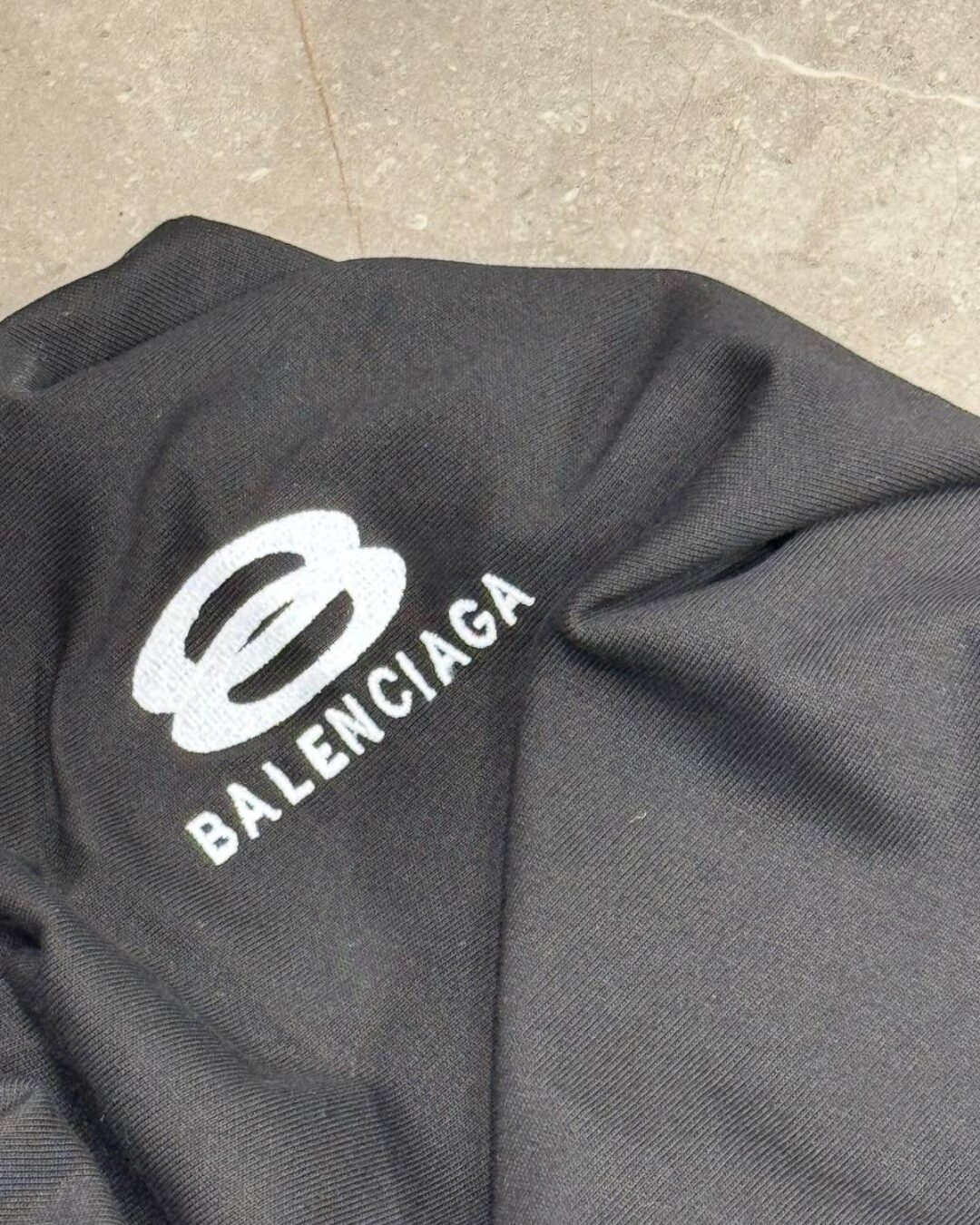 Футболка Balenciaga — изображение 7