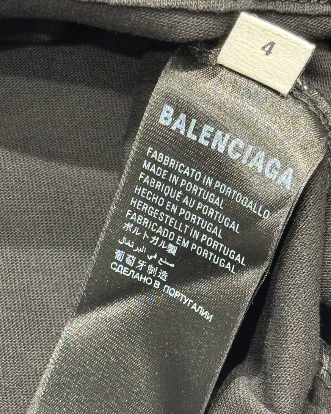 Футболка Balenciaga — изображение 9