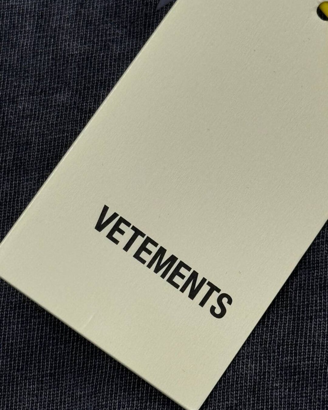 Футболка Vetements 7