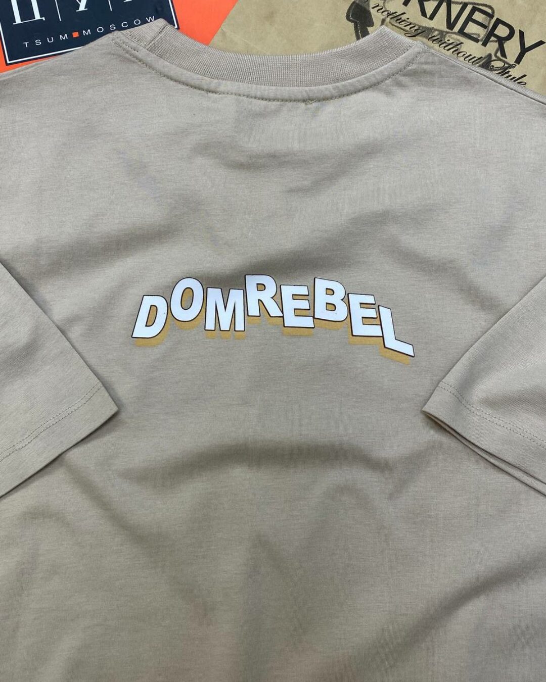 Футболка Domrebel 9