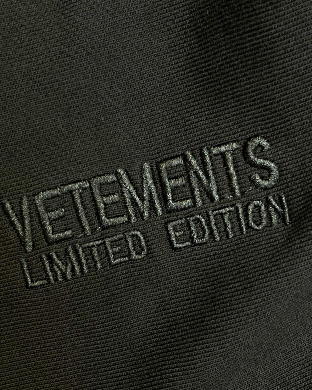 Худи Vetements — изображение 7