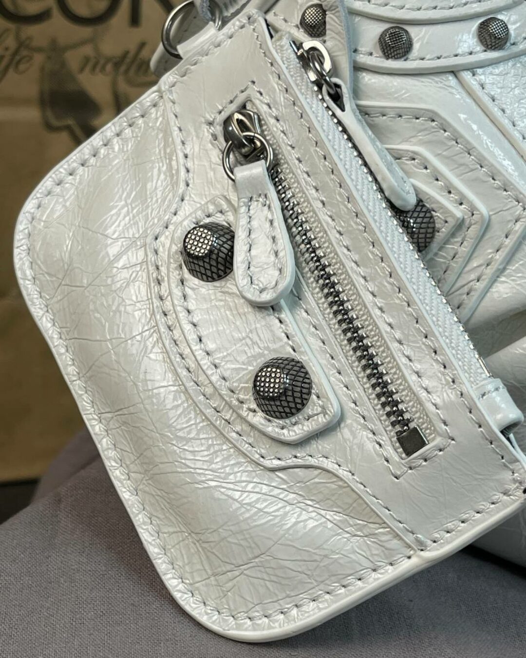 Сумка Balenciaga XS Le Cagole 5