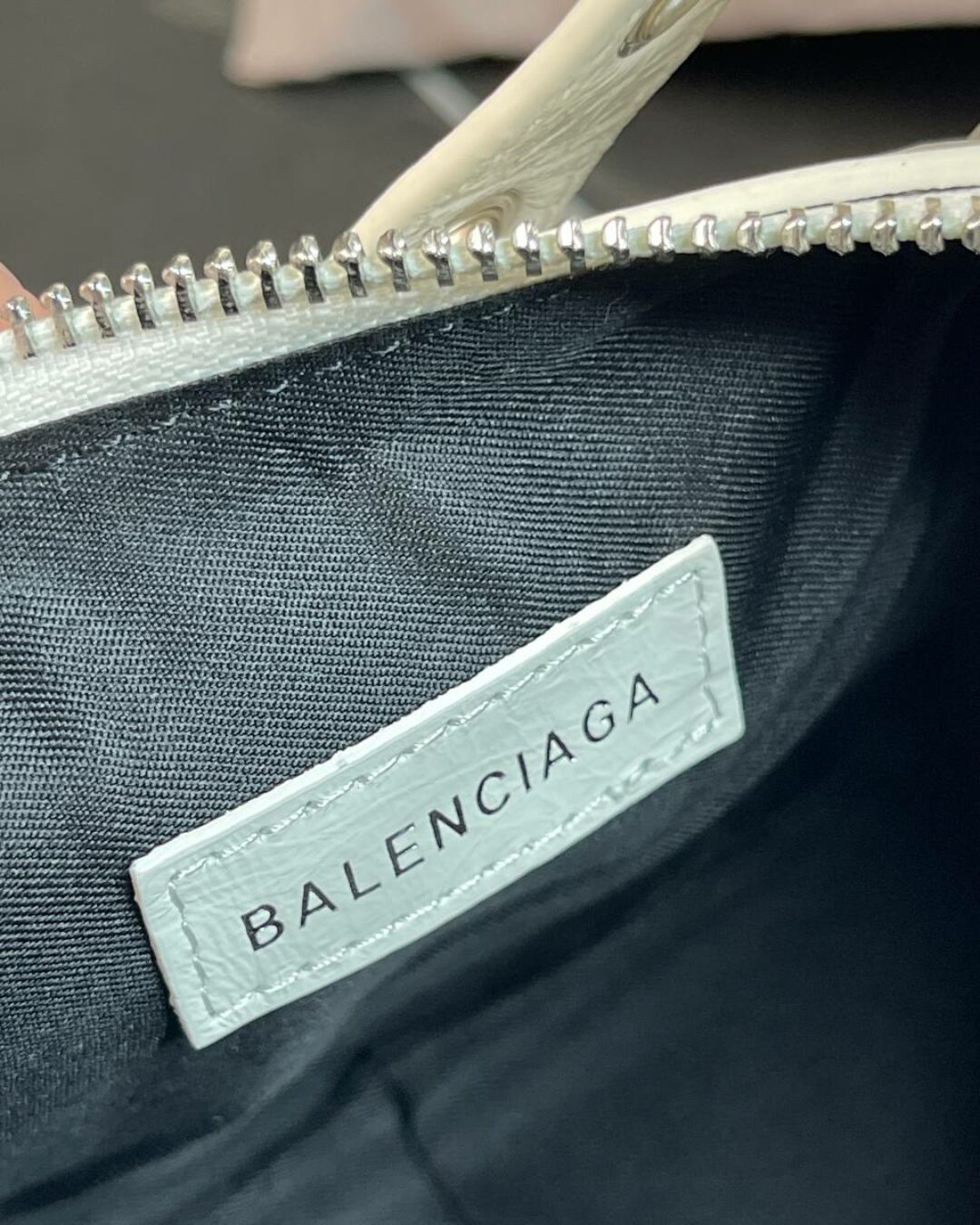 Сумка Balenciaga XS Le Cagole 7