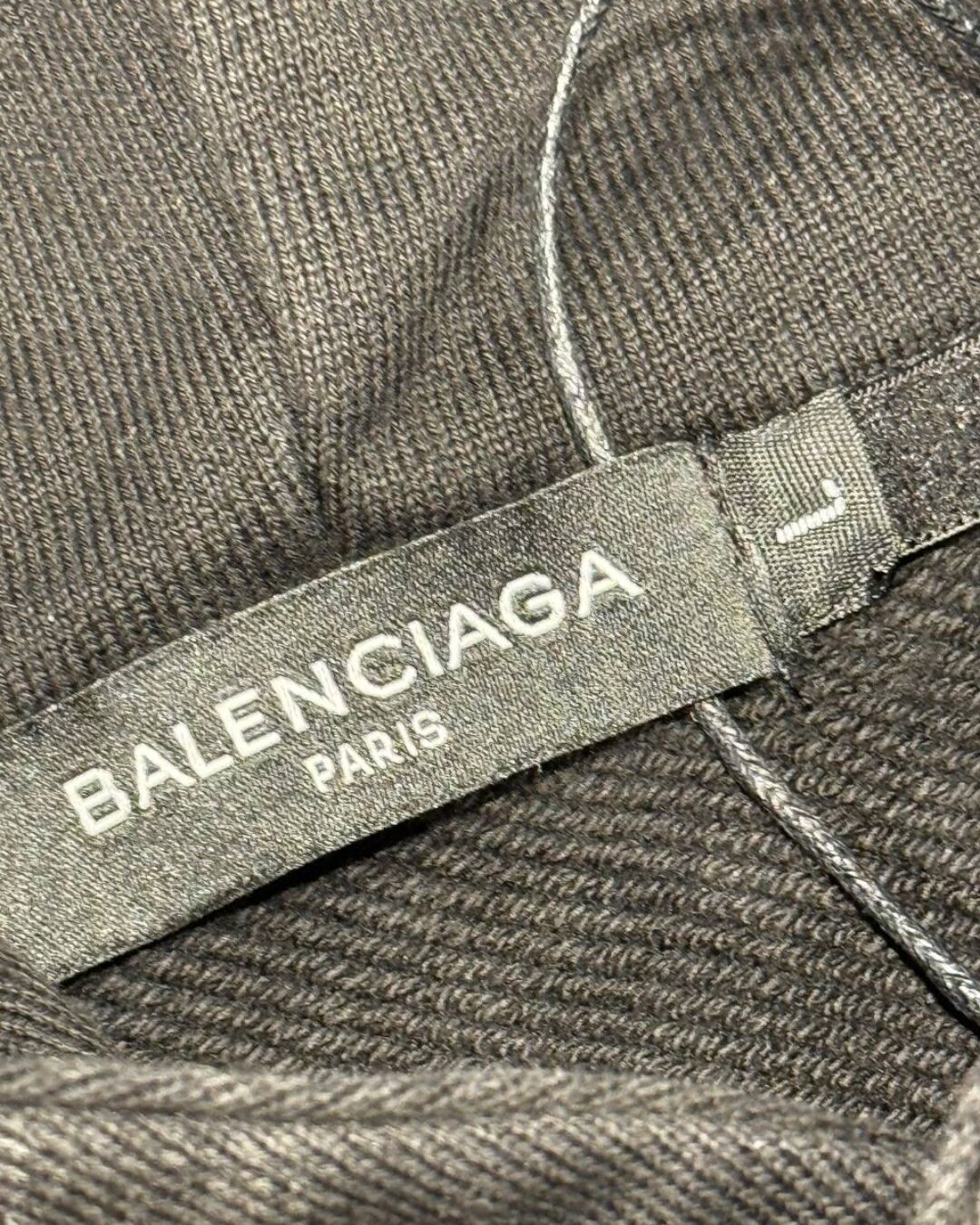 Худи Balenciaga — изображение 8