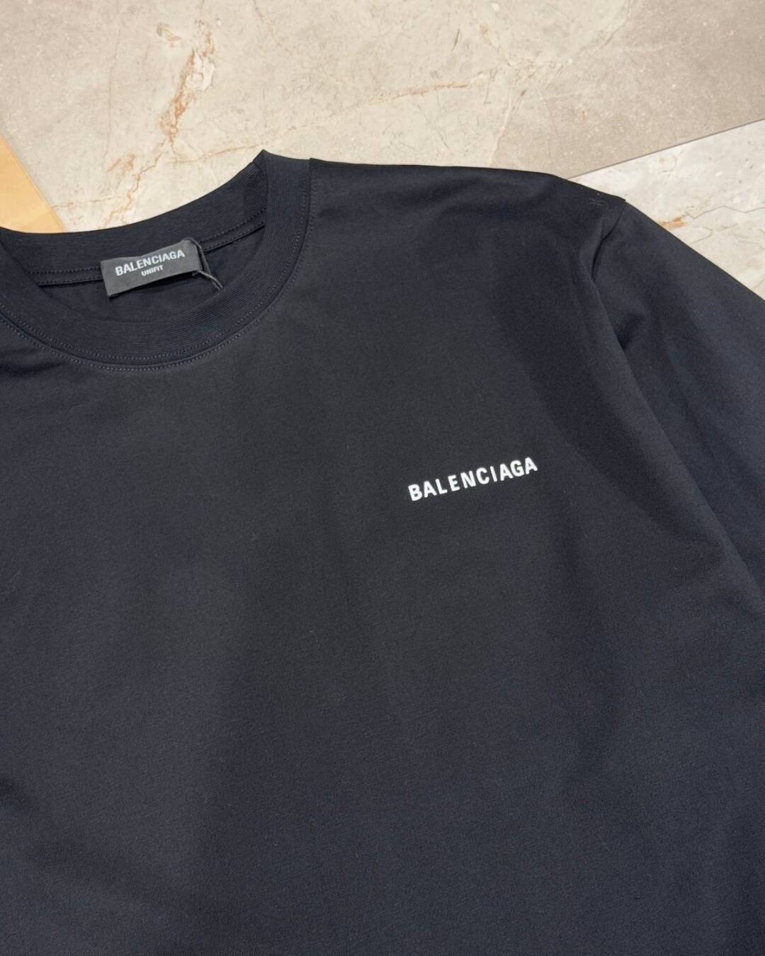 Футболка Balenciaga — изображение 4