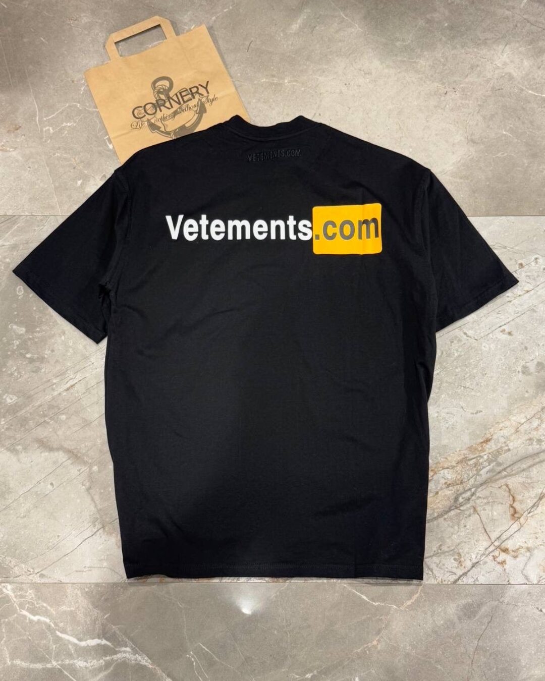 Футболка Vetements — изображение 2