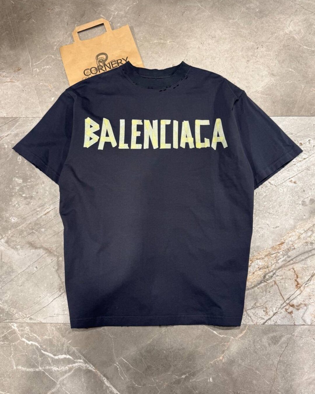 Футболка Balenciaga