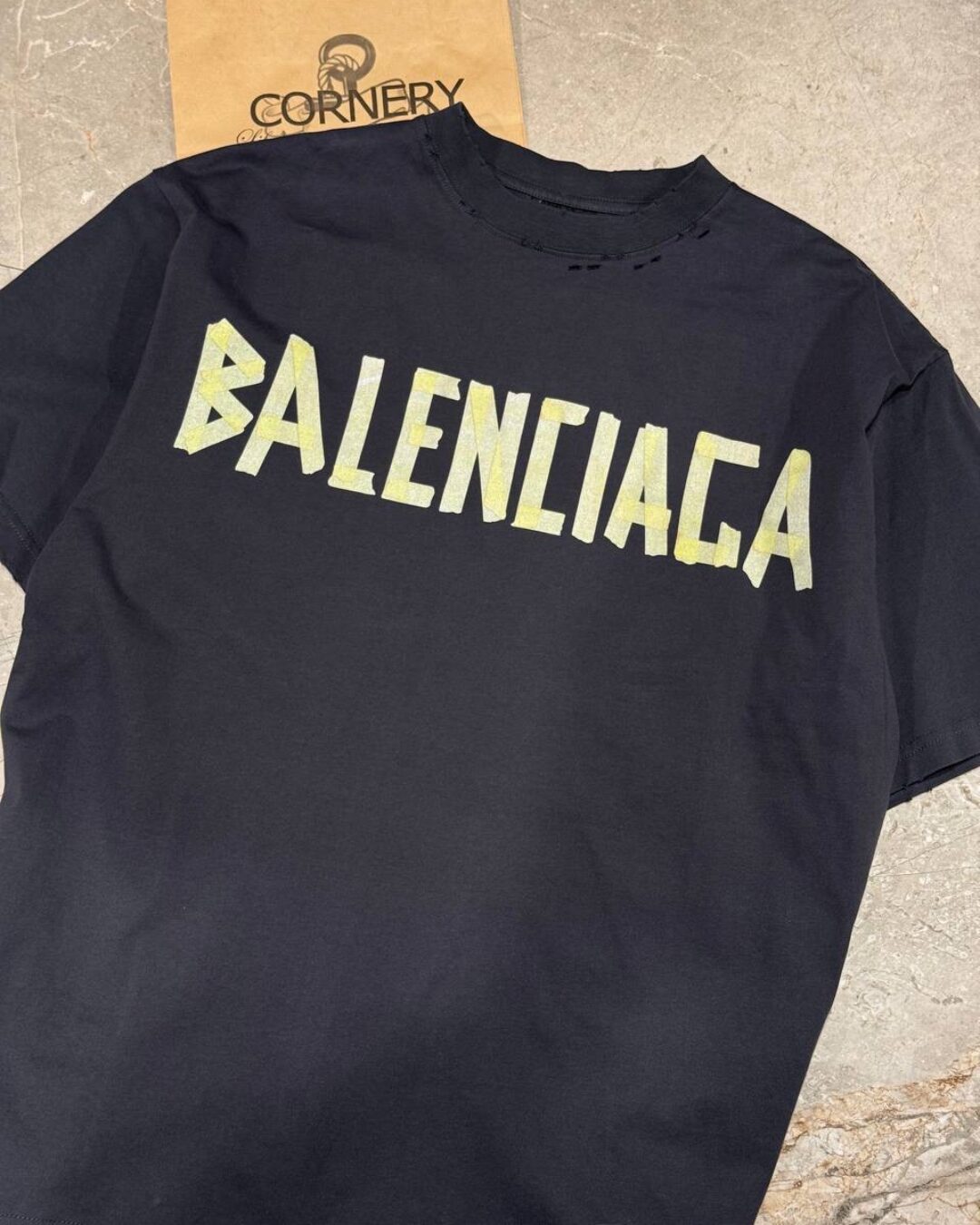 Футболка Balenciaga — изображение 5