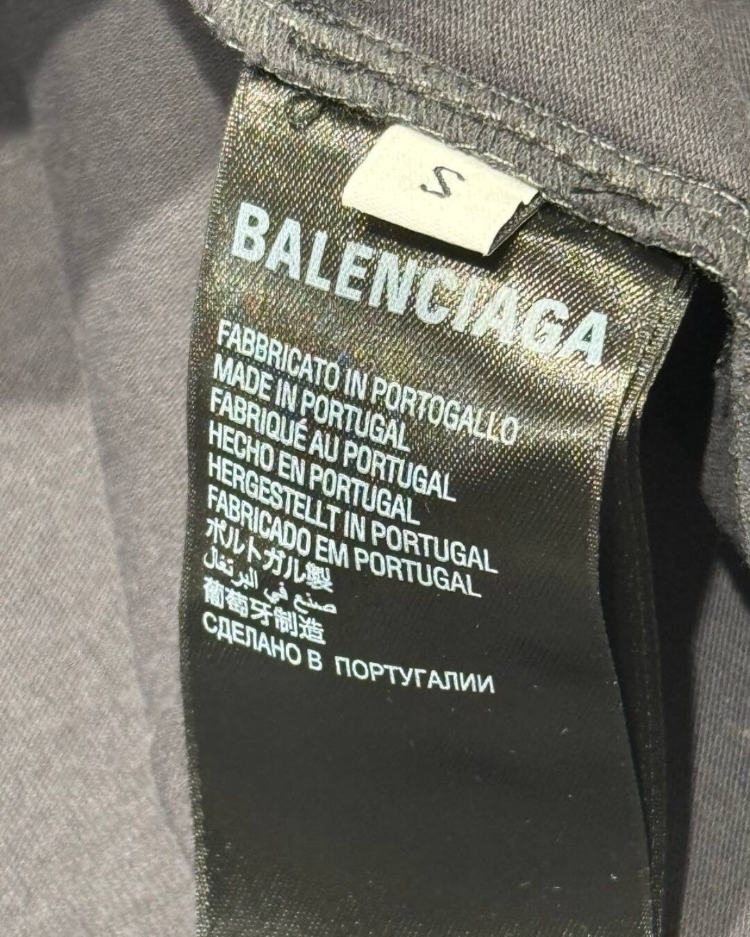 Футболка Balenciaga — изображение 7