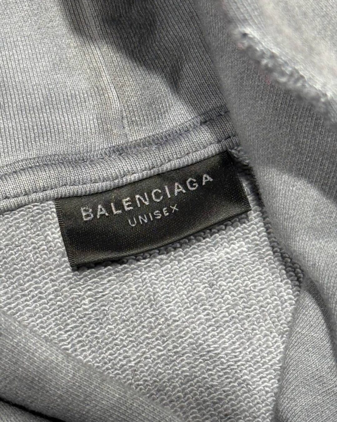 Худи Balenciaga — изображение 9