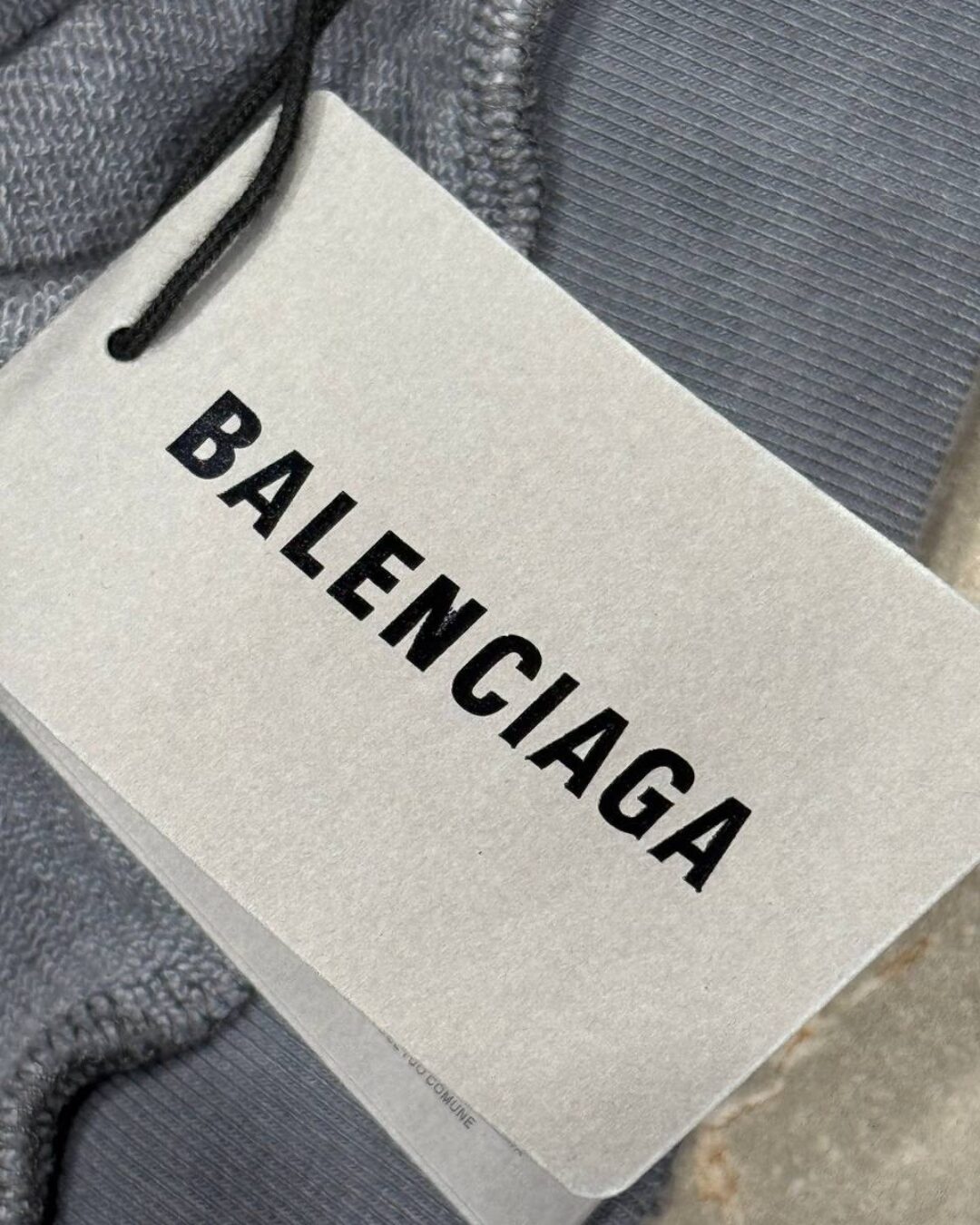 Худи Balenciaga — изображение 6