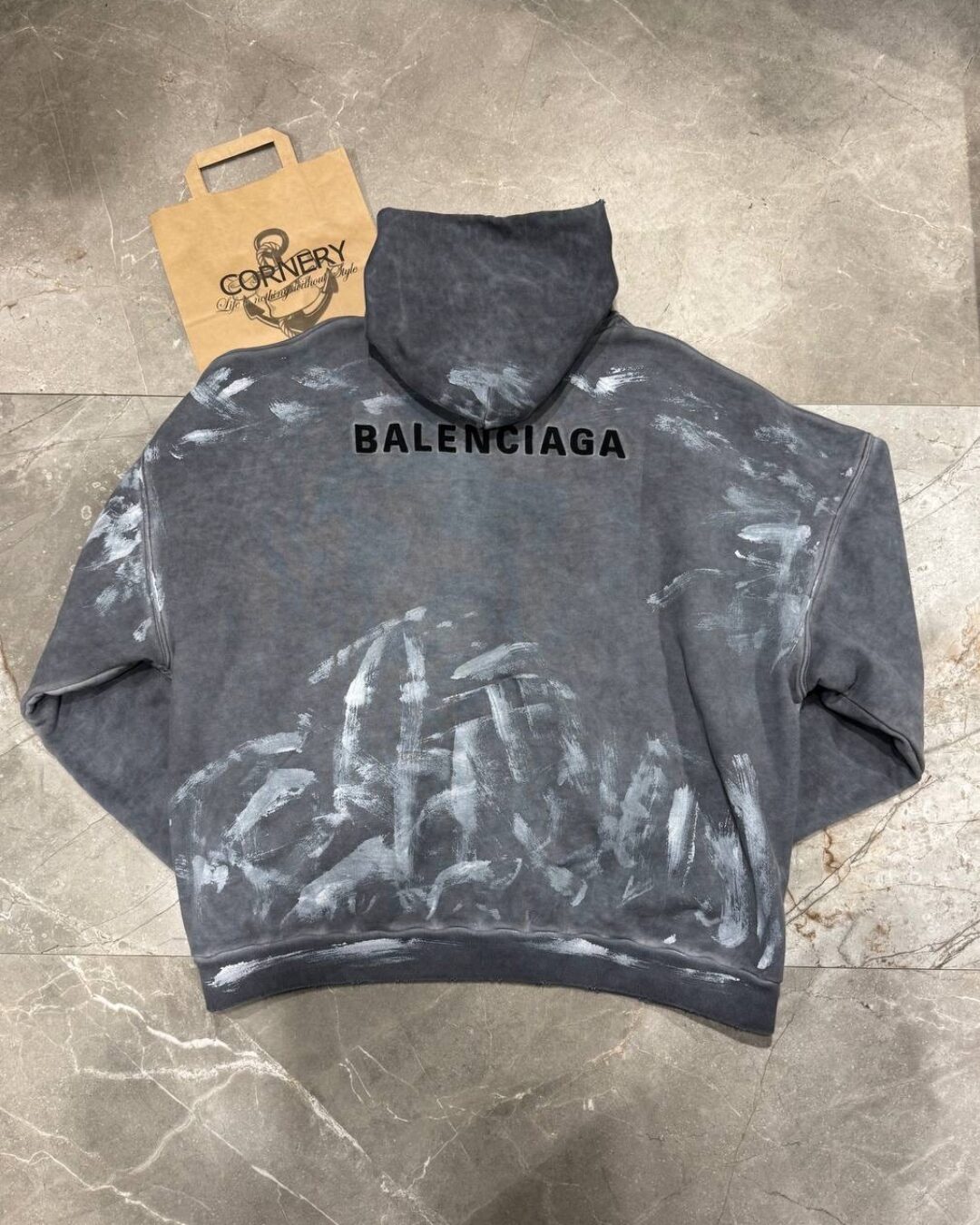 Худи Balenciaga — изображение 2