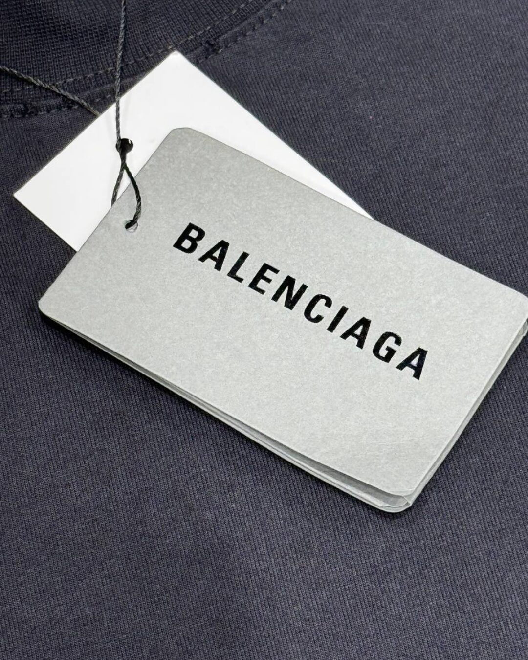 Футболка Balenciaga — изображение 6