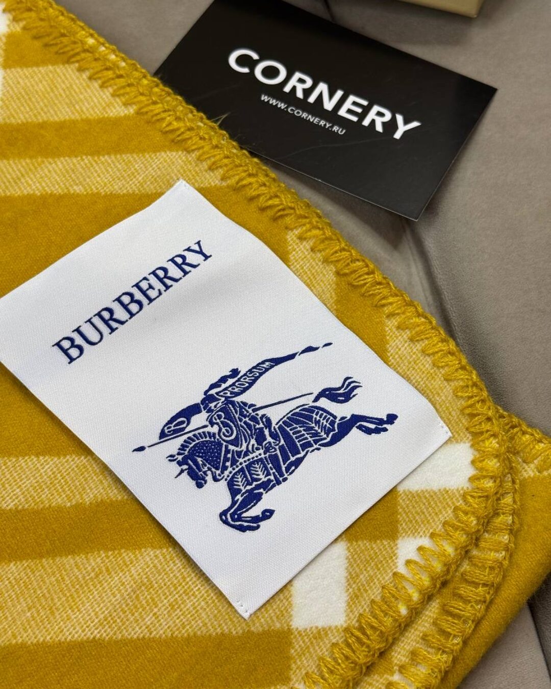 Шарф Burberry — изображение 2