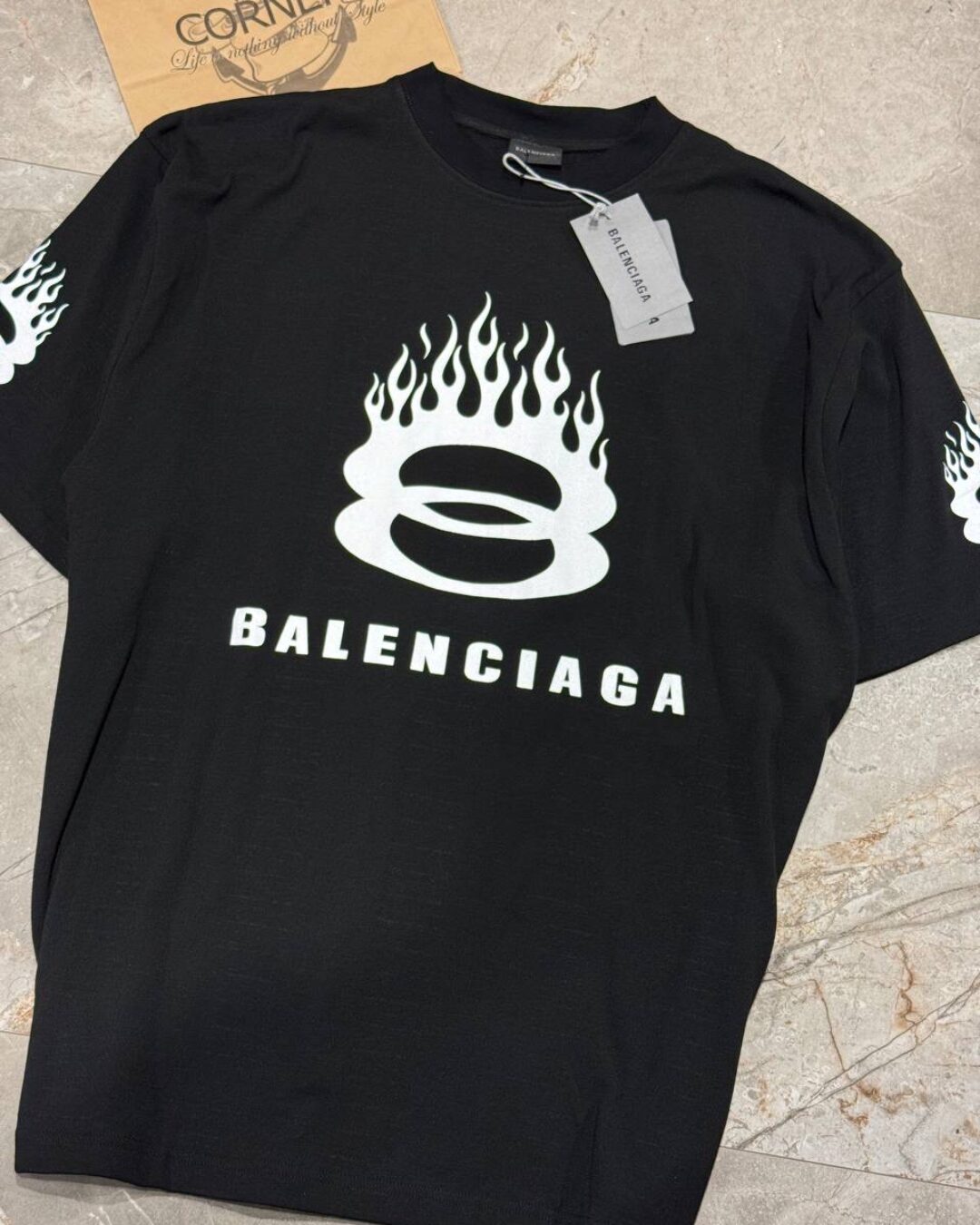 Футболка Balenciaga — изображение 3