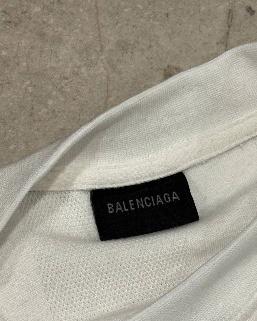 Футболка Balenciaga — изображение 9